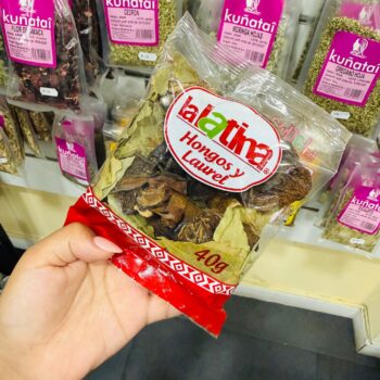 Hongos y laurel (La Latina)